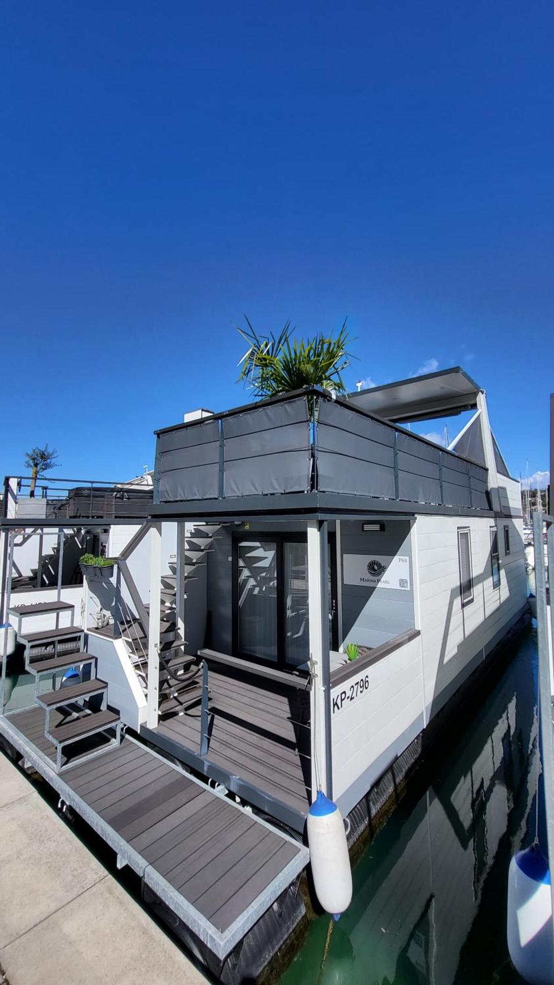 Floating House - Marina Pearl Apartment Portoroz Exterior photo